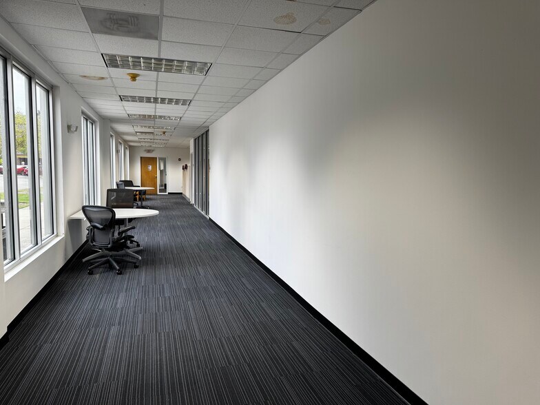 More Photos Of 1628 Browning Rd, Columbia Loft Creative Space For Lease