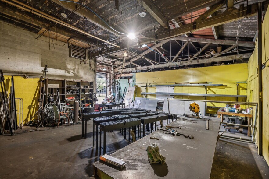 More Photos Of 2901 N 18th St, Philadelphia Warehouse For Sale