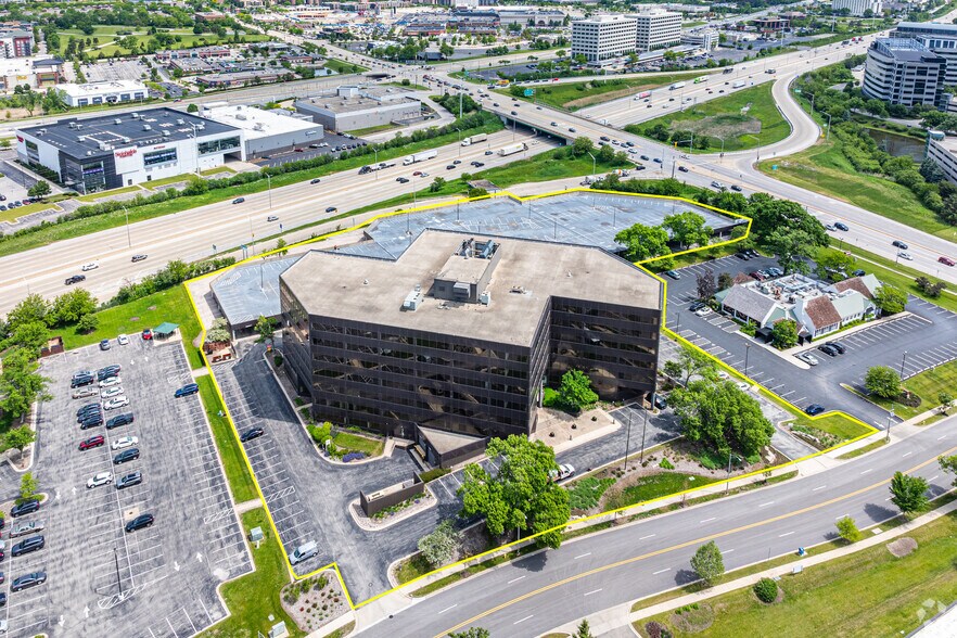 More Photos Of 1020 W 31st St, Downers Grove Office For Lease