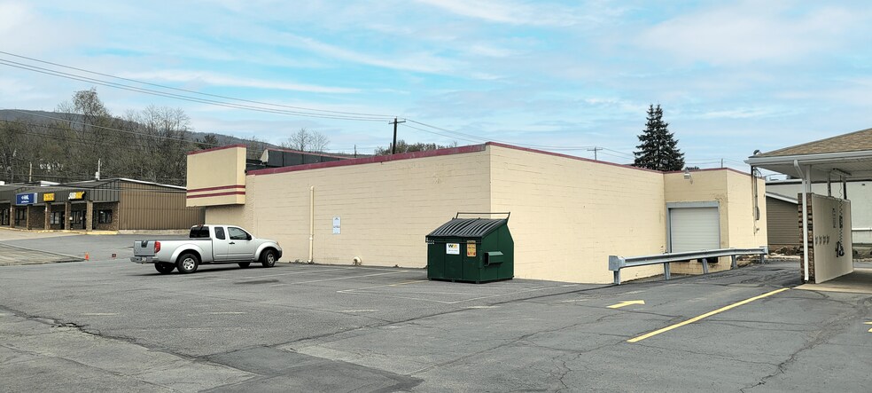 More Photos Of 1537 Main St, Peckville Freestanding For Sale