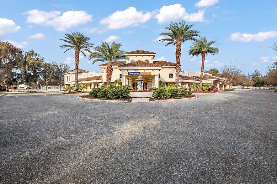 More Photos Of 210 S Lake St, Leesburg Medical For Lease