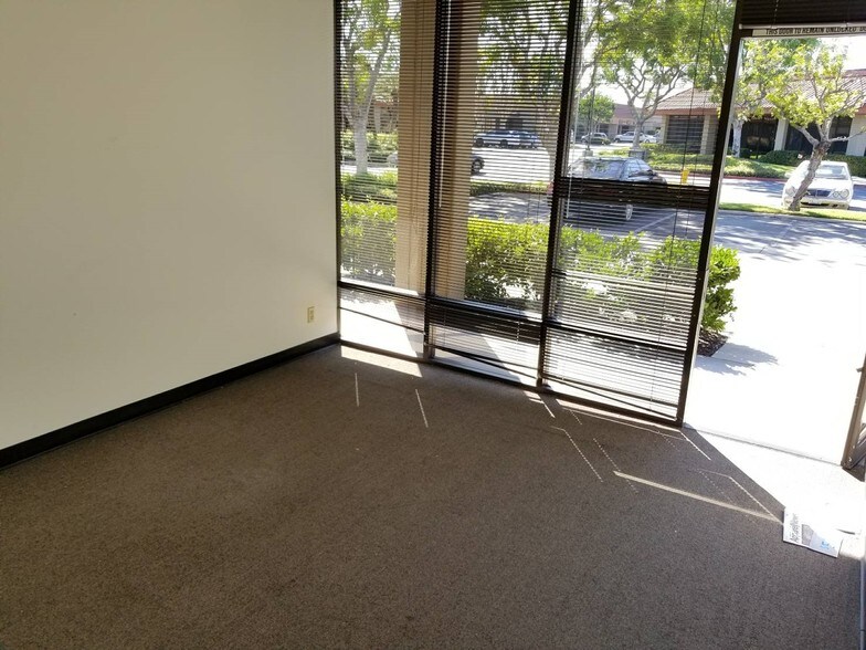 More Photos Of 657-727 Brea Canyon Rd, Walnut Unknown For Lease