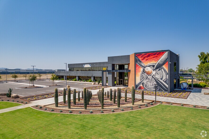 More Photos Of 1300 S Litchfield Rd, Goodyear Unknown For Lease