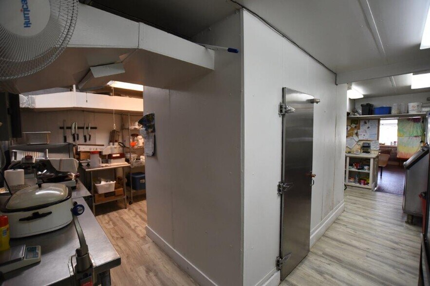 More Photos Of 1111 E Main St, Franklin Restaurant For Sale