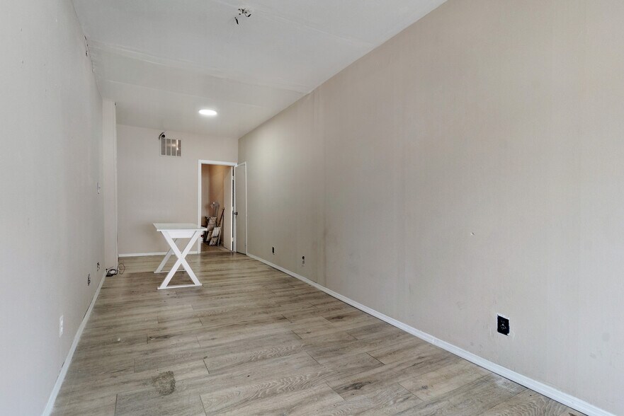 More Photos Of 278 Wyckoff Ave, Brooklyn Storefront Retail Residential For Lease