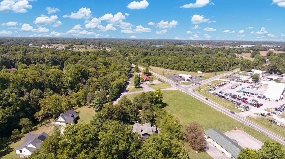 More Photos Of 219 Old Mill Rd, Winchester Office For Sale