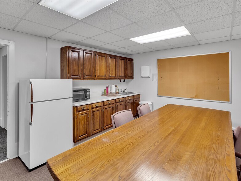 More Photos Of 624 W Main St, Sylva Bank For Sale