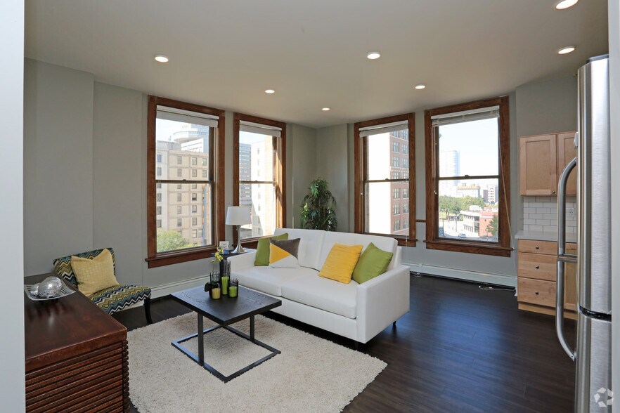 More Photos Of 135 W Wells St, Milwaukee Coworking Space