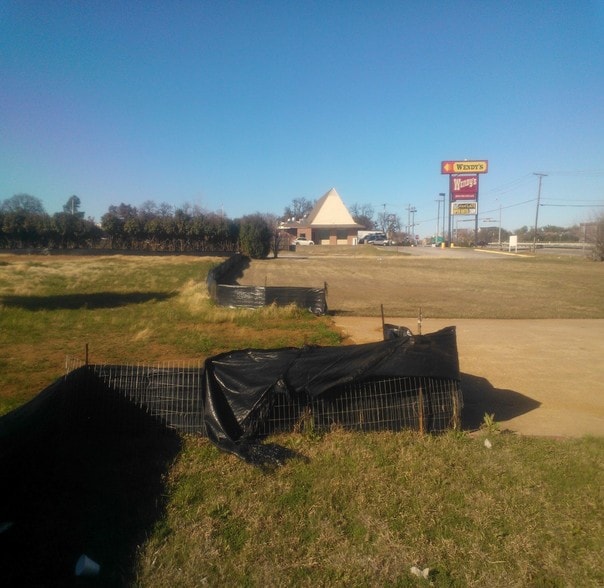 More Photos Of 1195 N Watson Rd, Arlington Land For Sale