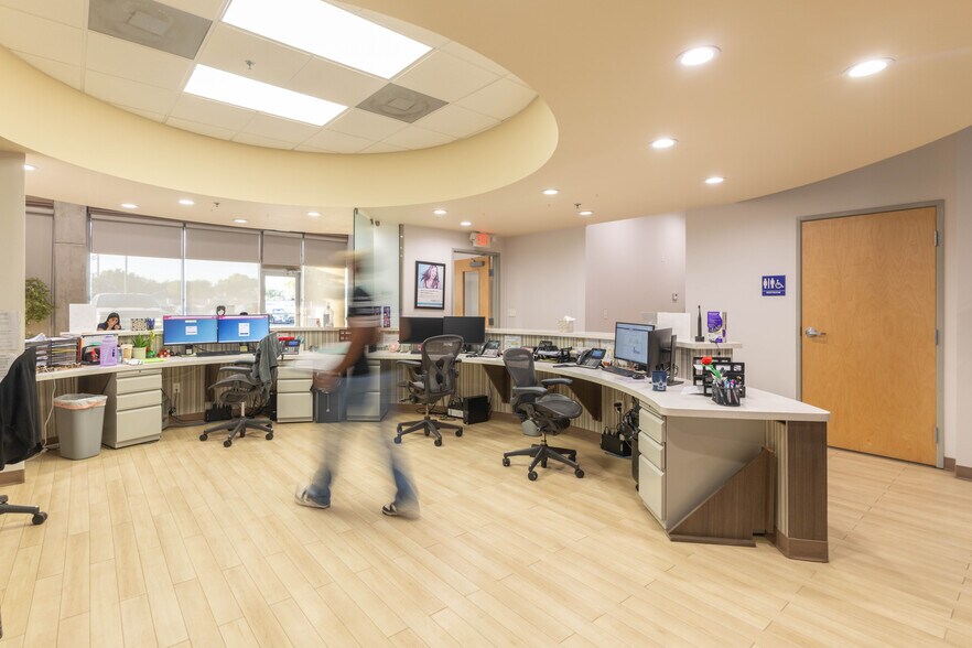 More Photos Of E Del Mar Blvd @ Winfield Pkwy, Laredo Unknown For Lease