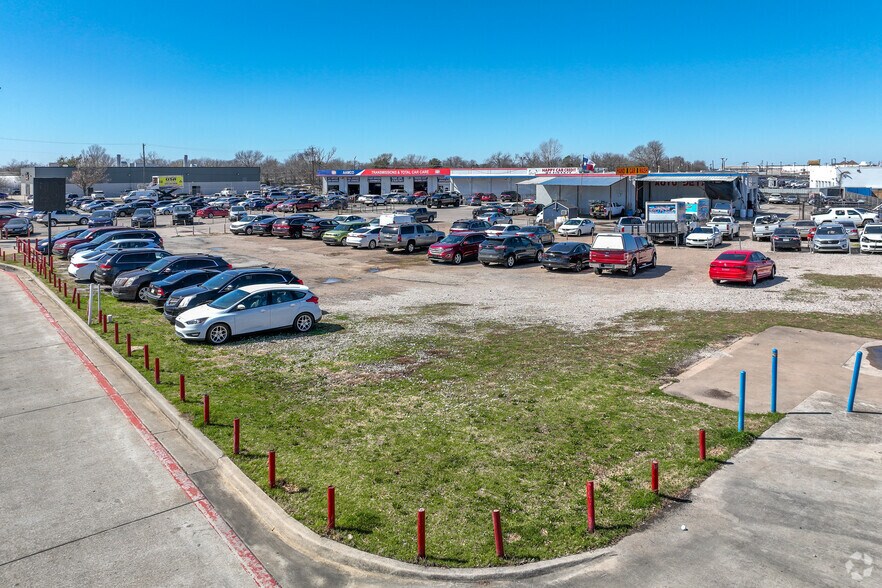 More Photos Of 12113 Garland Rd, Dallas Auto Repair For Sale
