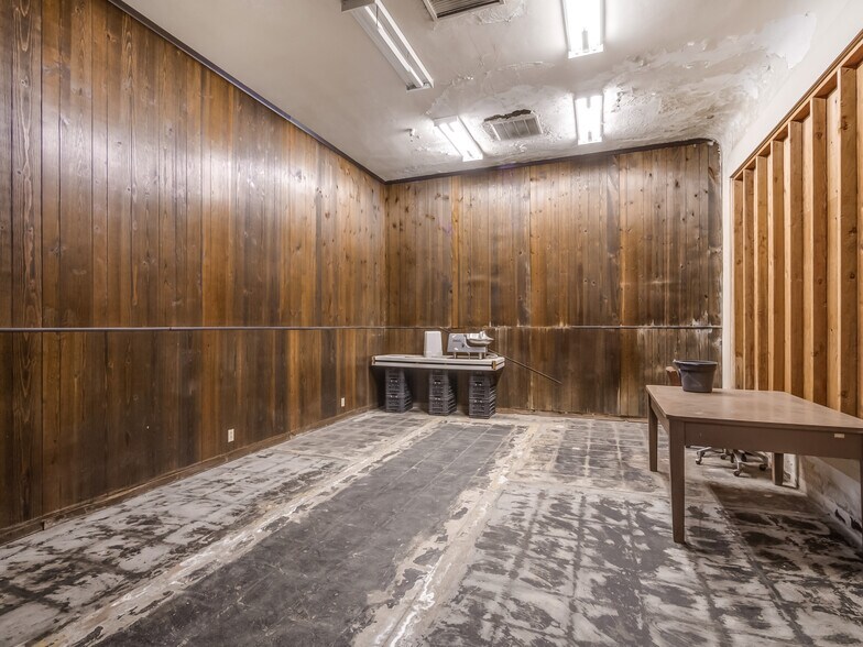 More Photos Of 661 L St, Sanger Refrigeration Cold Storage For Sale