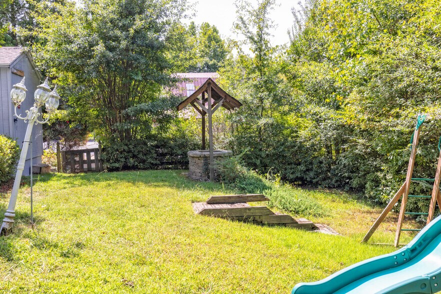 More Photos Of 336 Highway 9 S, Dawsonville Office Residential For Sale