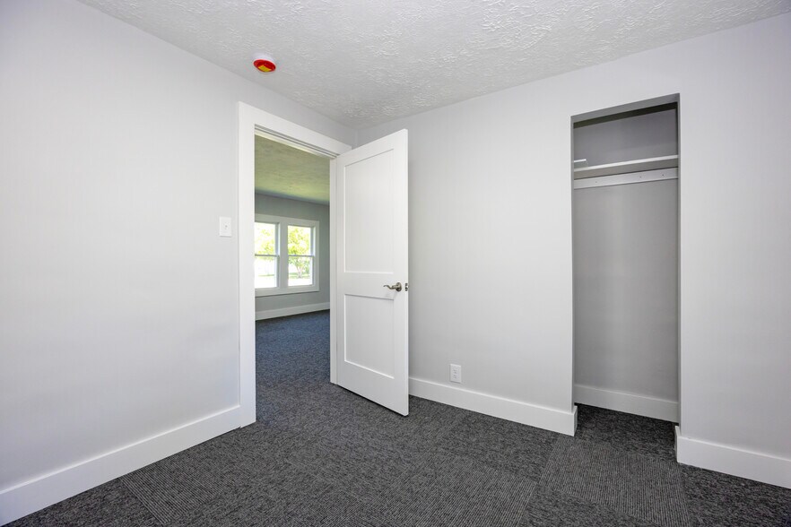 More Photos Of 3287 Dover Rd, Wooster Storefront Retail Office For Lease
