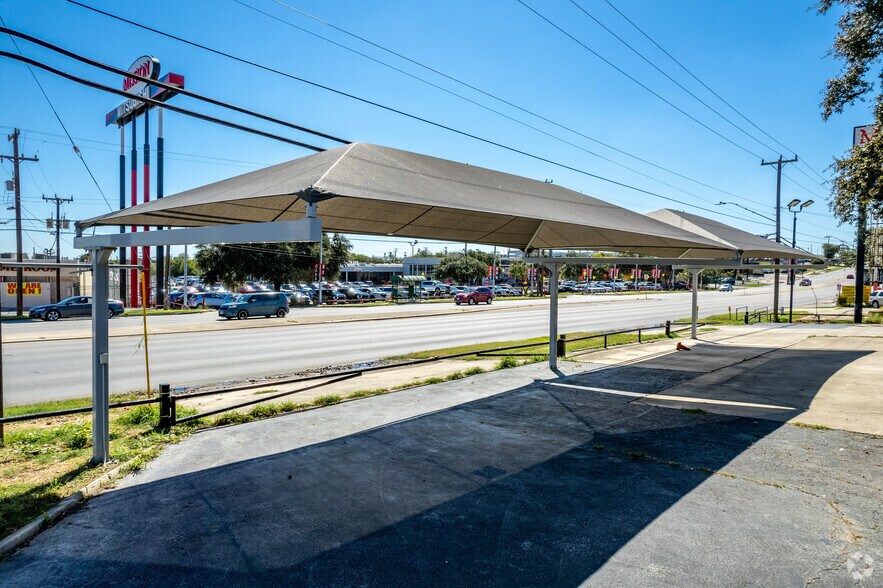 More Photos Of 9907 San Pedro Ave, San Antonio Auto Dealership For Sale