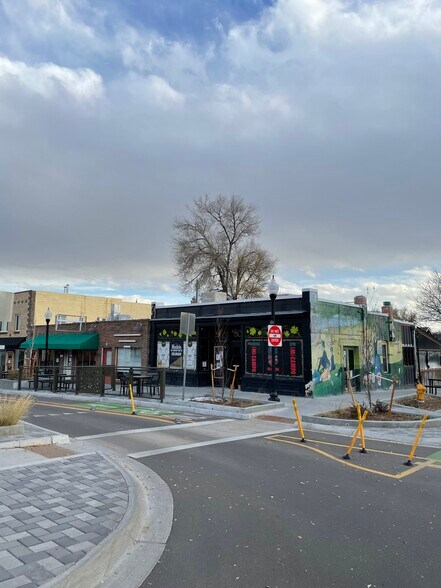 More Photos Of 5280 W 25th Ave, Edgewater Bar For Lease