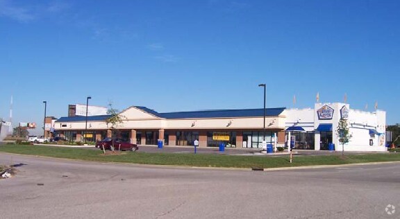 Primary Photo Of 6840 Logan Dr, Evansville Freestanding For Lease