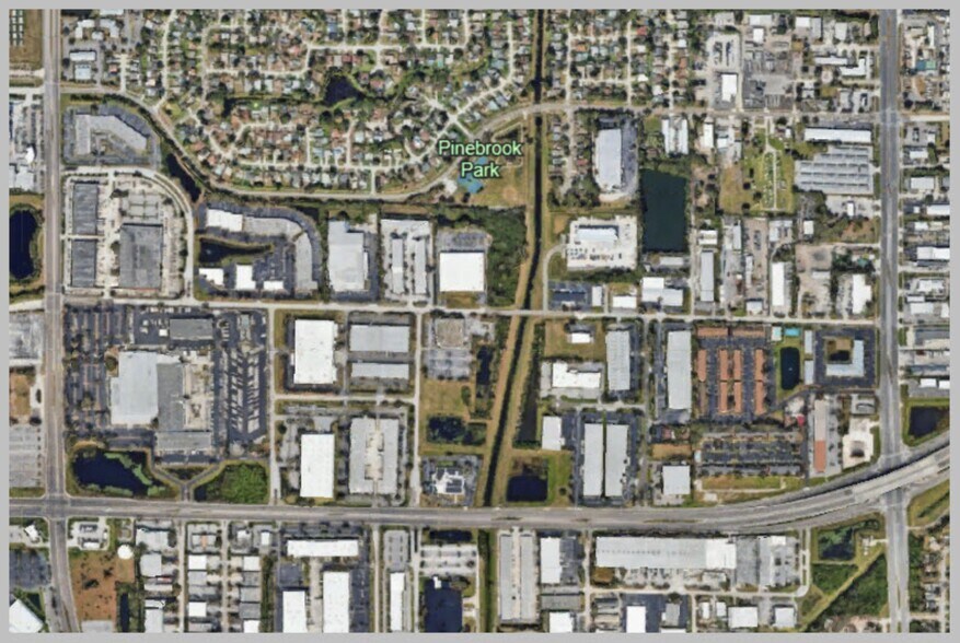 More Photos Of 7125 114th Ave, Largo Warehouse For Lease