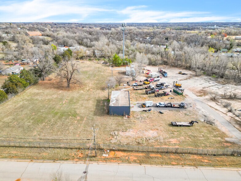 More Photos Of 1218 N Irving St, Oklahoma City Warehouse For Sale