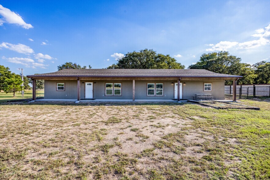 More Photos Of 12625 Sandpiper Rd, Thackerville Specialty For Sale