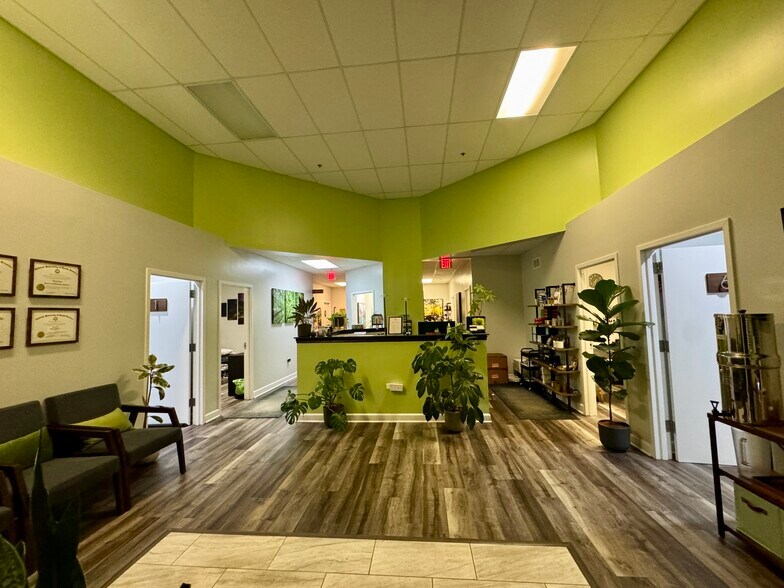 More Photos Of 8330-8348 Lemont Rd, Darien Office For Lease