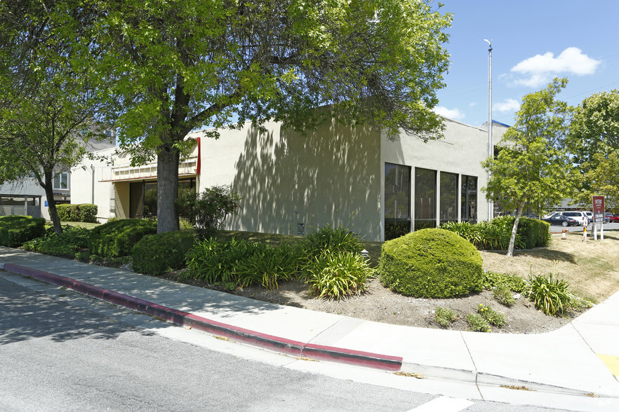 Primary Photo Of 1375 S De Anza Blvd, Cupertino Restaurant For Sale