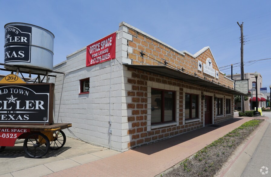 More Photos Of 200 S Main St, Keller Office For Sale