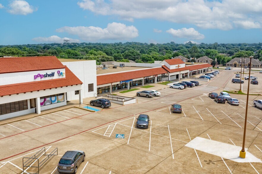 More Photos Of 601-735 Harwood Rd, Bedford Unknown For Lease