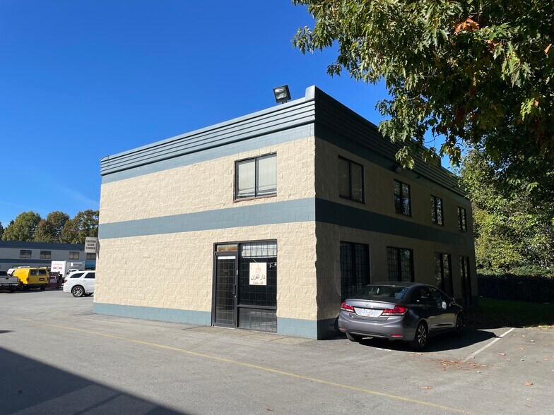 More Photos Of 8528 123rd St, Surrey Warehouse For Lease