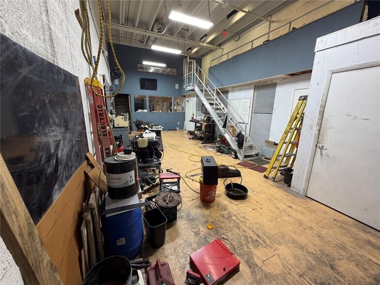 More Photos Of 4310 SW 73rd Ave, Miami Warehouse For Lease