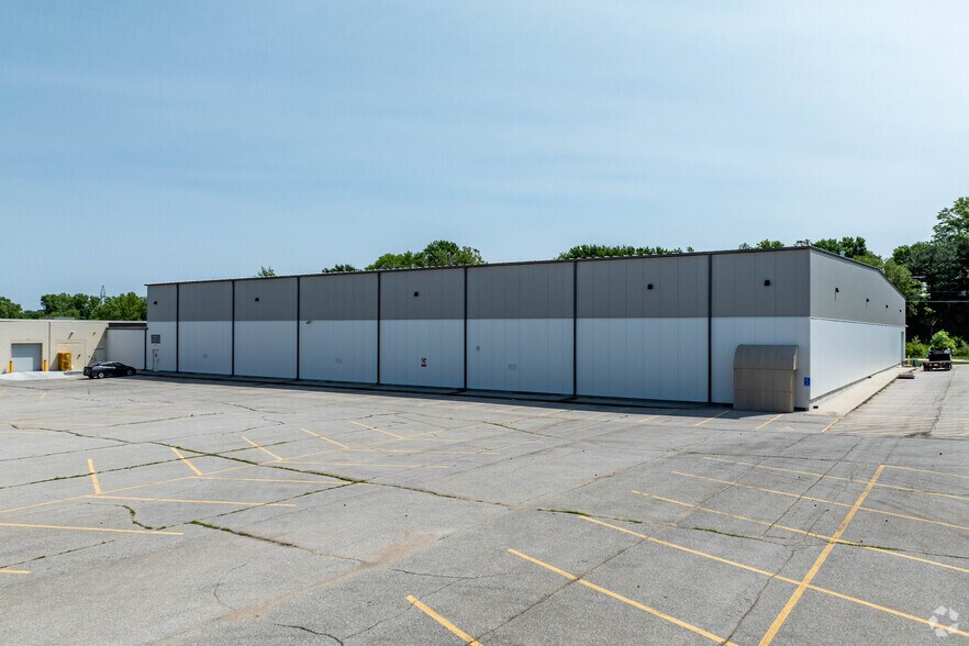 More Photos Of 4700 S 19th St, Lincoln Warehouse For Lease