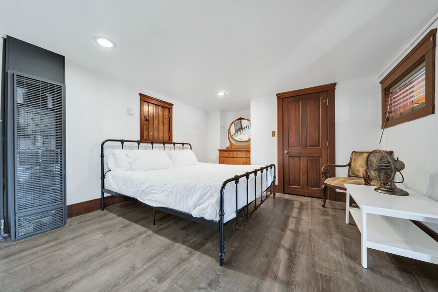 More Photos Of 222 First Ave, Jerome Multifamily For Sale