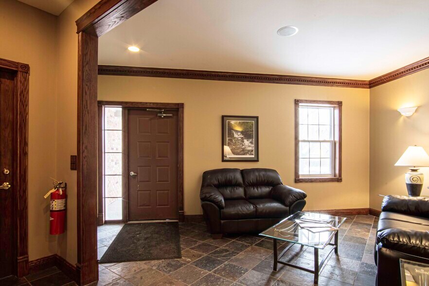 More Photos Of 1641 S Milford Rd, Highland Medical For Lease