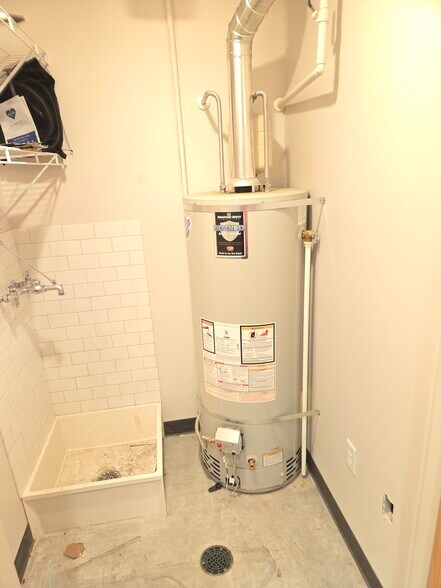 More Photos Of 630 E 1400 N, Logan Medical For Lease