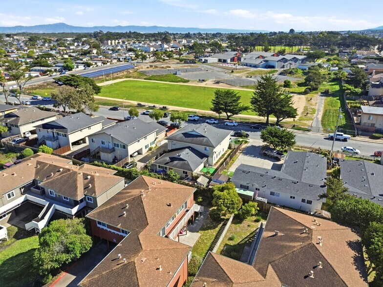 More Photos Of 3047 Zanetta Dr, Marina Apartments For Sale