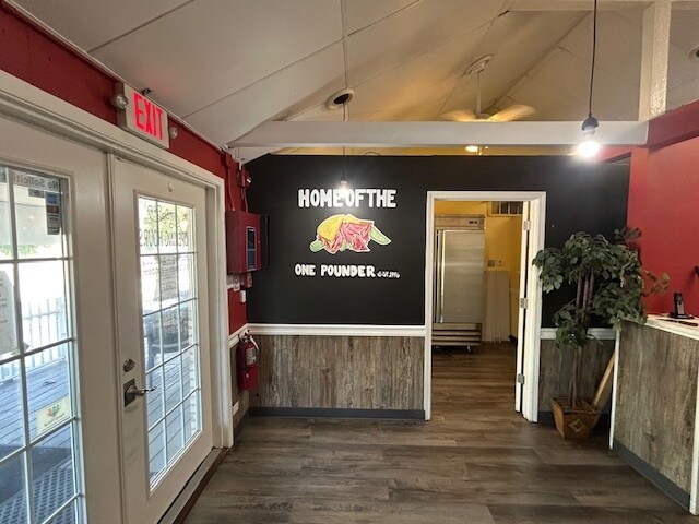 More Photos Of 5201 W 167th St, Oak Forest Fast Food For Sale