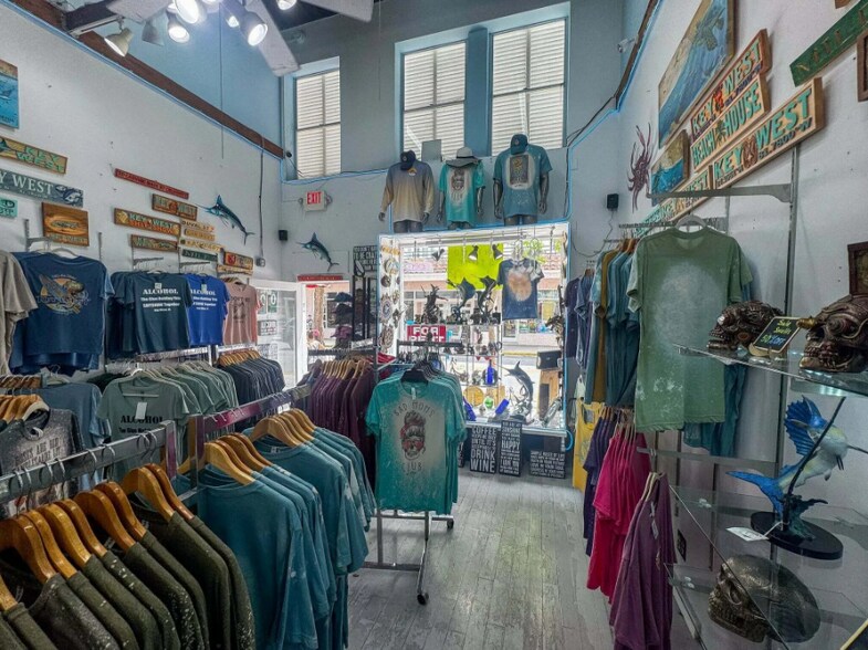 More Photos Of 419 Duval St, Key West Storefront For Lease