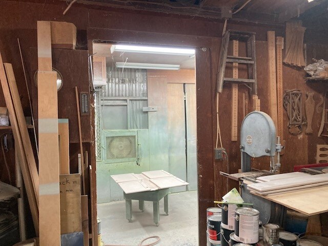 More Photos Of 2704 W Azeele St, Tampa Warehouse For Lease