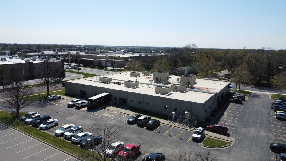 More Photos Of 9221 Quivira Rd, Overland Park Medical For Sale