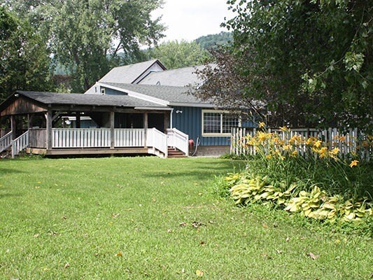 More Photos Of 1675 US Route 2, Waterbury Restaurant For Lease