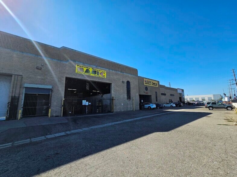 More Photos Of 4121 S Alameda St, Los Angeles Warehouse For Lease