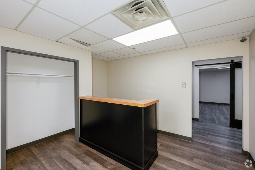 More Photos Of 378 Page St, Stoughton Light Distribution For Sale