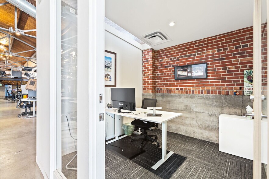 More Photos Of 3120 Blake St, Denver Office For Lease