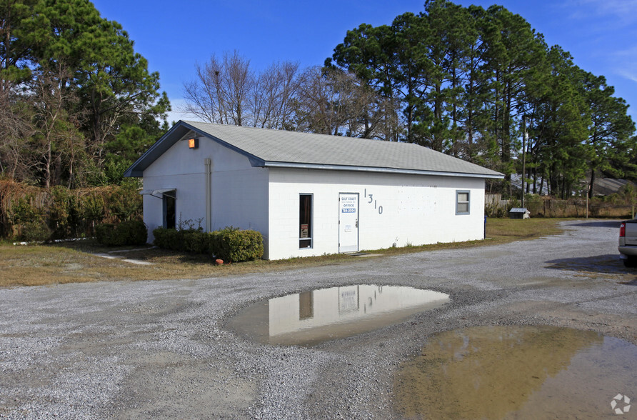 Primary Photo Of 1310 W 19th St, Panama City Self Storage For Lease