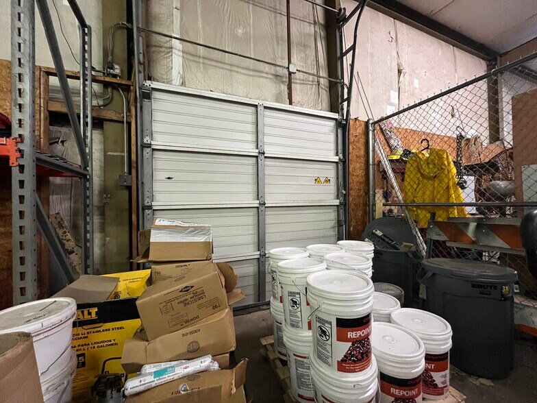More Photos Of 540 W 32nd St, Charlotte Warehouse For Lease