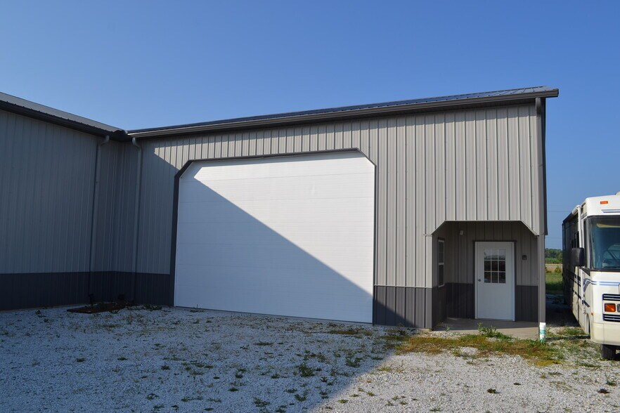 More Photos Of 8721 Old US Highway 52 W, West Lafayette Warehouse For Sale