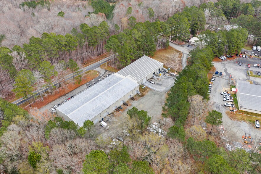 More Photos Of 3337 Air Park Rd, Fuquay Varina Light Manufacturing For Sale