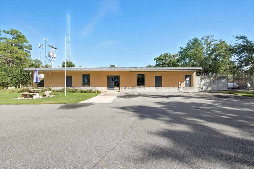 Primary Photo Of 1816 Old St Augustine Rd, Tallahassee Office For Sale