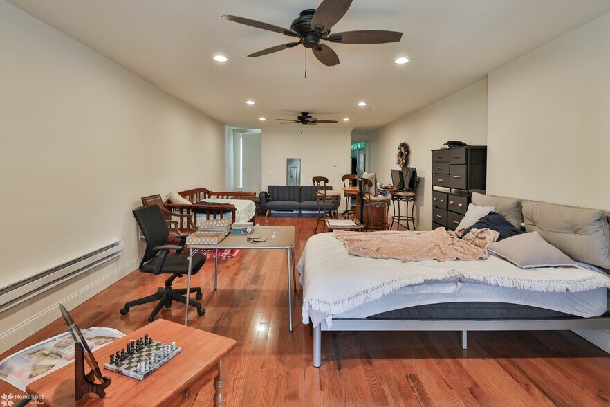 More Photos Of 2101 W Liberty St, Allentown Bar For Sale