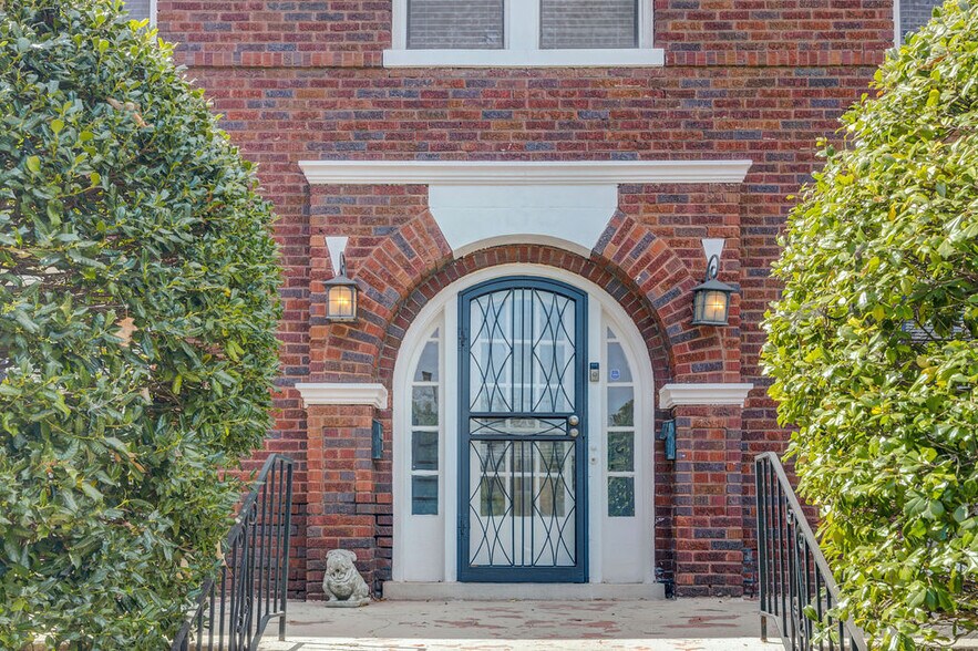 More Photos Of 195 Angelus St, Memphis Multifamily For Sale